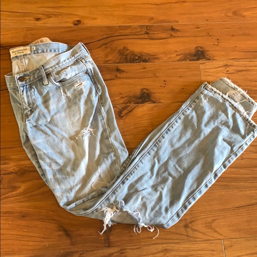 Abercrombie & Fitch Light Wash Jeans